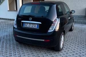 Lancia Ypsilon Benzina e GPL, per neopatentati