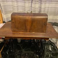 Macchina da cucire Naumann