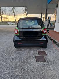 Smart fourtwo elettrica