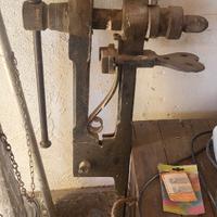 Morso da fabbro vecchio
