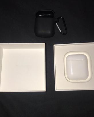 AirPods + cover