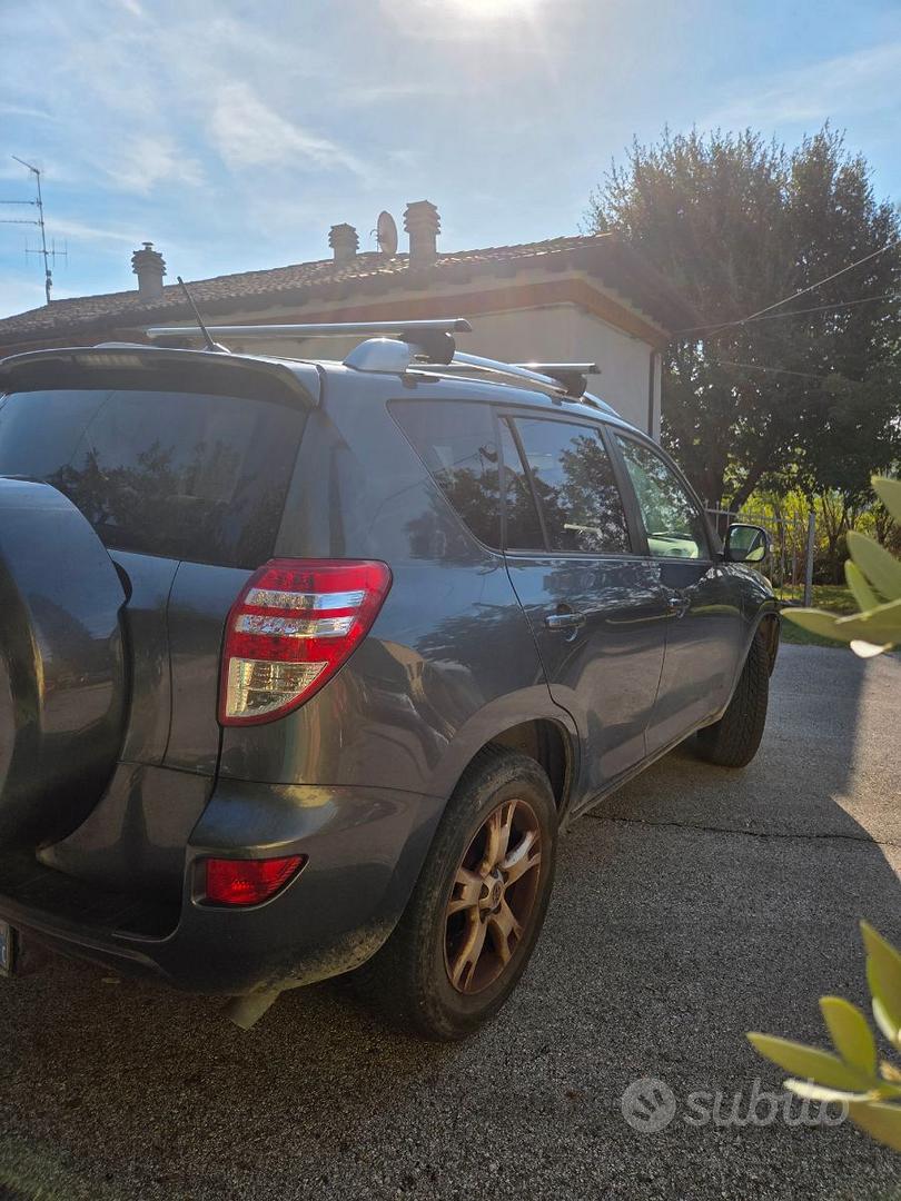 Toyota Rav4 2010 photo 5