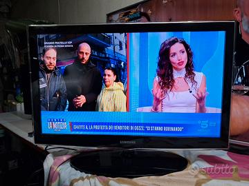 Samsung 27" pollici a led in full hd 