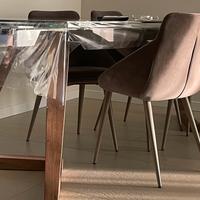 Tavolo in vetro e legno allungabile