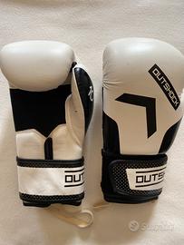 Guantoni da box bianco-nero, 10 OZ, Outshock