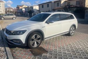 Vw Passat all-track 200cv diesel