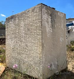 Pila antica in pietra leccese