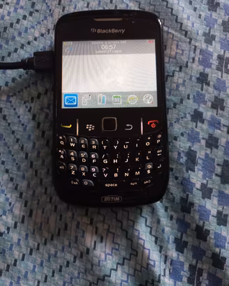 blackbarry curve 8520