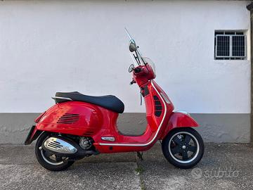 Piaggio Vespa Gts 300