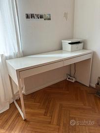 Scrivania IKEA
