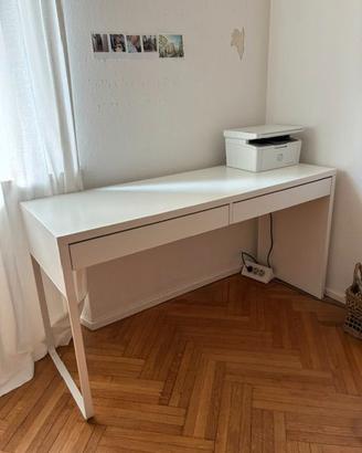 Scrivania IKEA