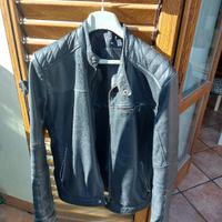 giacca in pelle nera
