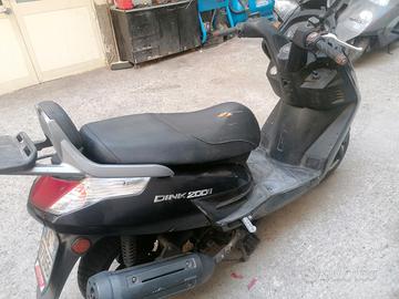 Kymco grand dink 200