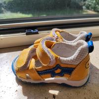 Sandali bimbo taglia 20