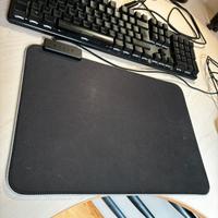 Tastiera gaming GXT 865 e tappetino mouse RAZER