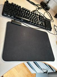 Tastiera gaming GXT 865 e tappetino mouse RAZER