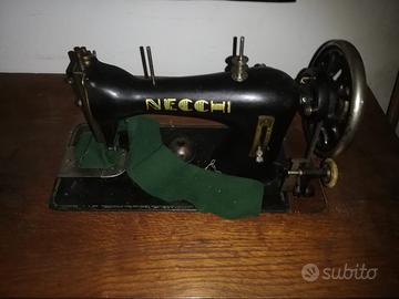Macchina da cucire Necchi