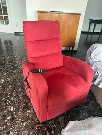Poltrona relax alzapersona elettrica a Genova