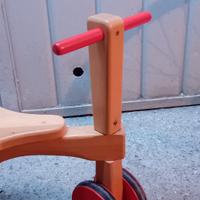 Triciclo in legno