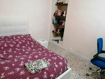 Camera singola per ragazzA