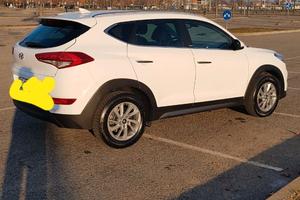 Suv hyundai tucson