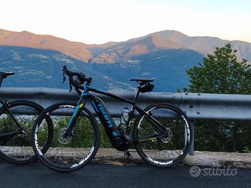 E-Bike Gravel Giant Road