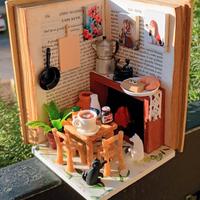 Mini cucina in un libro vintage!