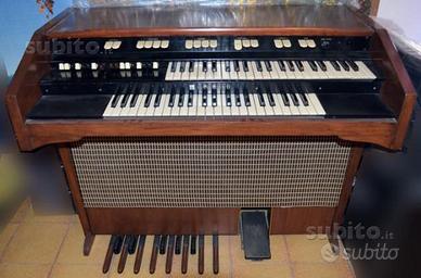 Organo Hammond L122S