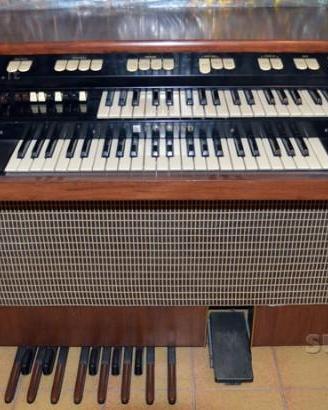 Organo Hammond L122S