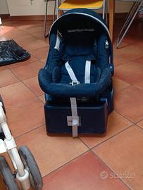 Passeggino con Ovetto completo marca Inglesina.