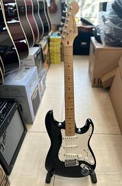 FENDER STRATOCASTER  MADE IN USA CON CUSTODIA