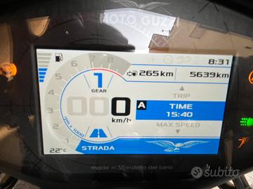 Moto Guzzi v85tt praticamente nuova