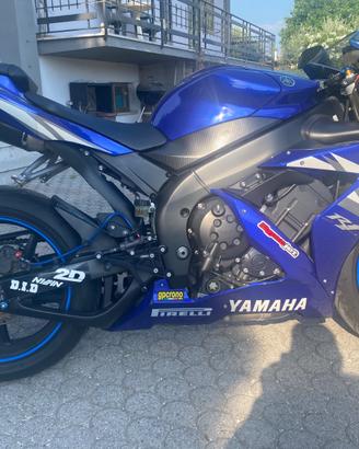 R1 2005