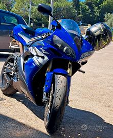 Yamaha YZF R1 - 2004