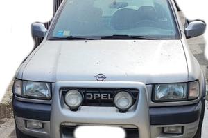 Ricambi Opel Frontera 2.2 4X4 del 2000