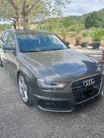 Audi 4 quattro 