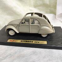 Citroen 2CV del 1952 Maisto sc 1:18