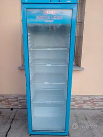 Frigorifero porta bevande da bar