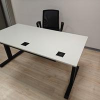 Tavolo elevabile Sedus con seduta