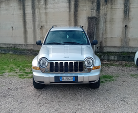 Jeep cherooke 2.8 CRD Limited Automatic