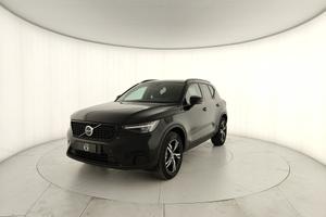VOLVO XC40 2.0 b3 Plus Dark auto