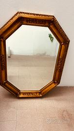 Poltrona e specchio camera da letto