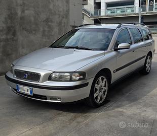 VOLVO V70 2.4 D5 DISEL   120KW   163CV