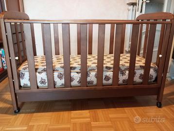lettino per bimbi della Foppa Pedretti