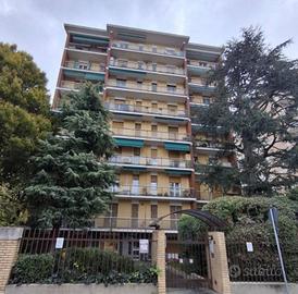 Immobile in asta di 61 m² con 2 locali a Desio
