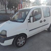 Fiat Doblo 1.6 BENZINA AUTOVETTURA