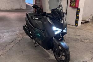 Yamaha X-Max 300
