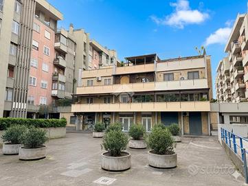 4 LOCALI A ROMA