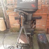 suzuki 3 cilindri 2 tempi più open 5 metri