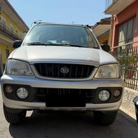 TERIOS 4x4 TRATTABILE COMPRESO PASSAGGIO LEGGI